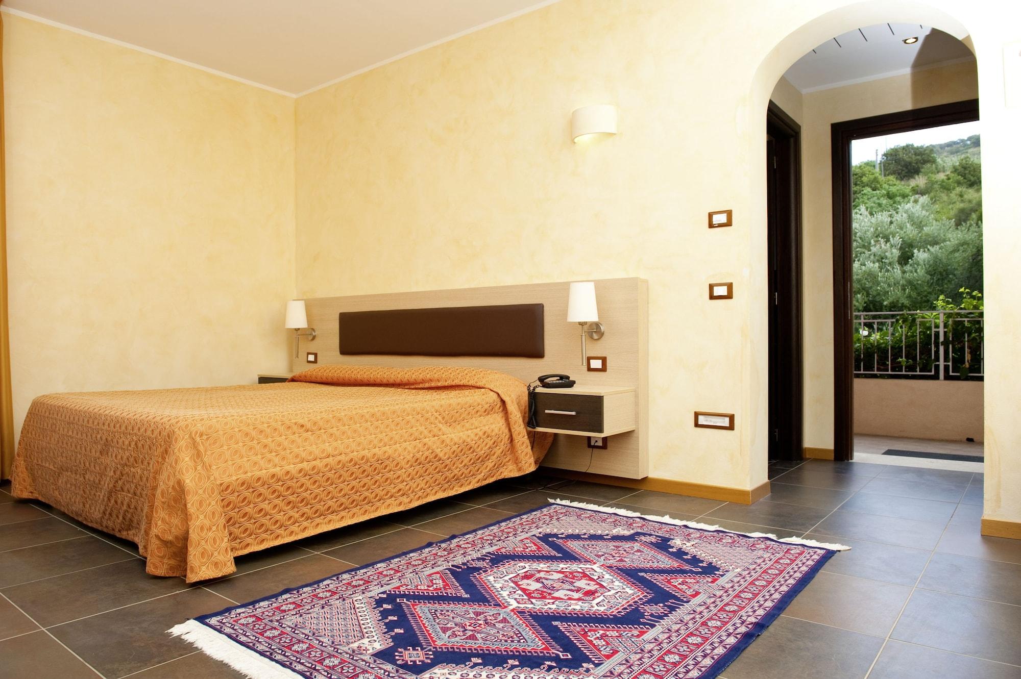Bv Borgo Del Principe Hotel Zambrone Exterior photo